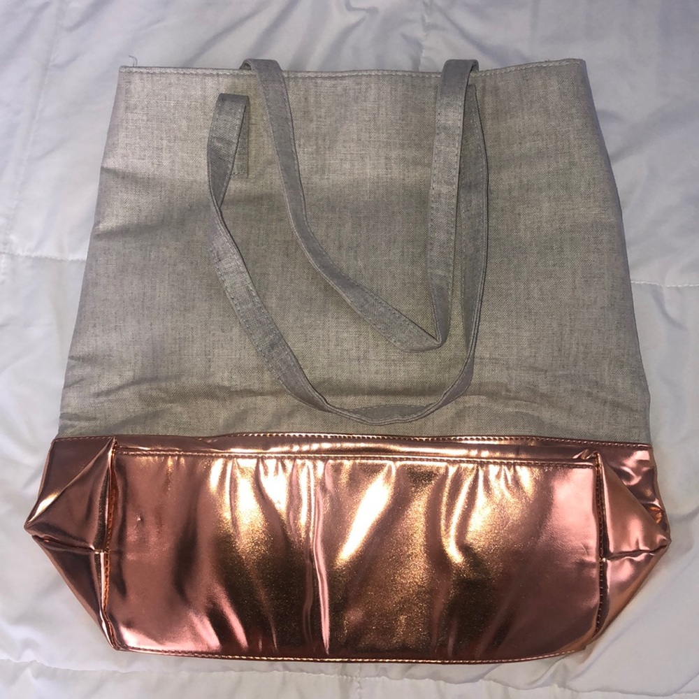 Tote